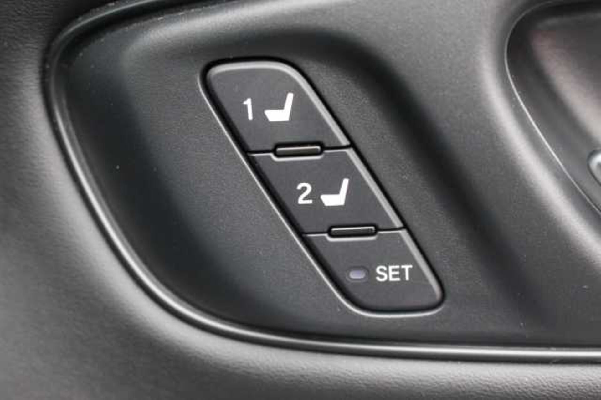 Honda ZR-V e:HEV 2.0 eHEV Advance 5dr CVT 