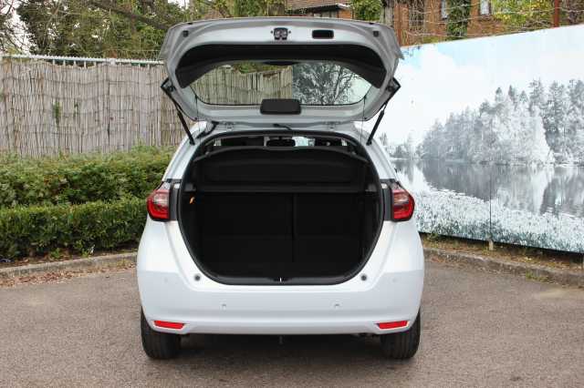 Honda Jazz Hybrid 1.5 i-MMD Hybrid SR 5dr eCVT 