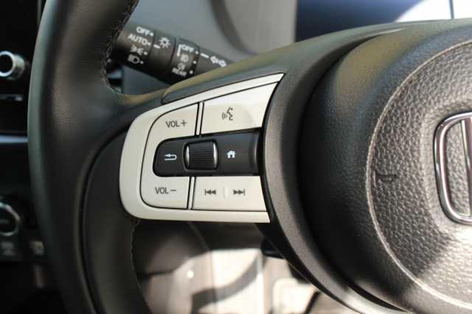 Honda Jazz e:HEV 1.5 i-MMD Hybrid Crosstar Advance 5dr eCVT 