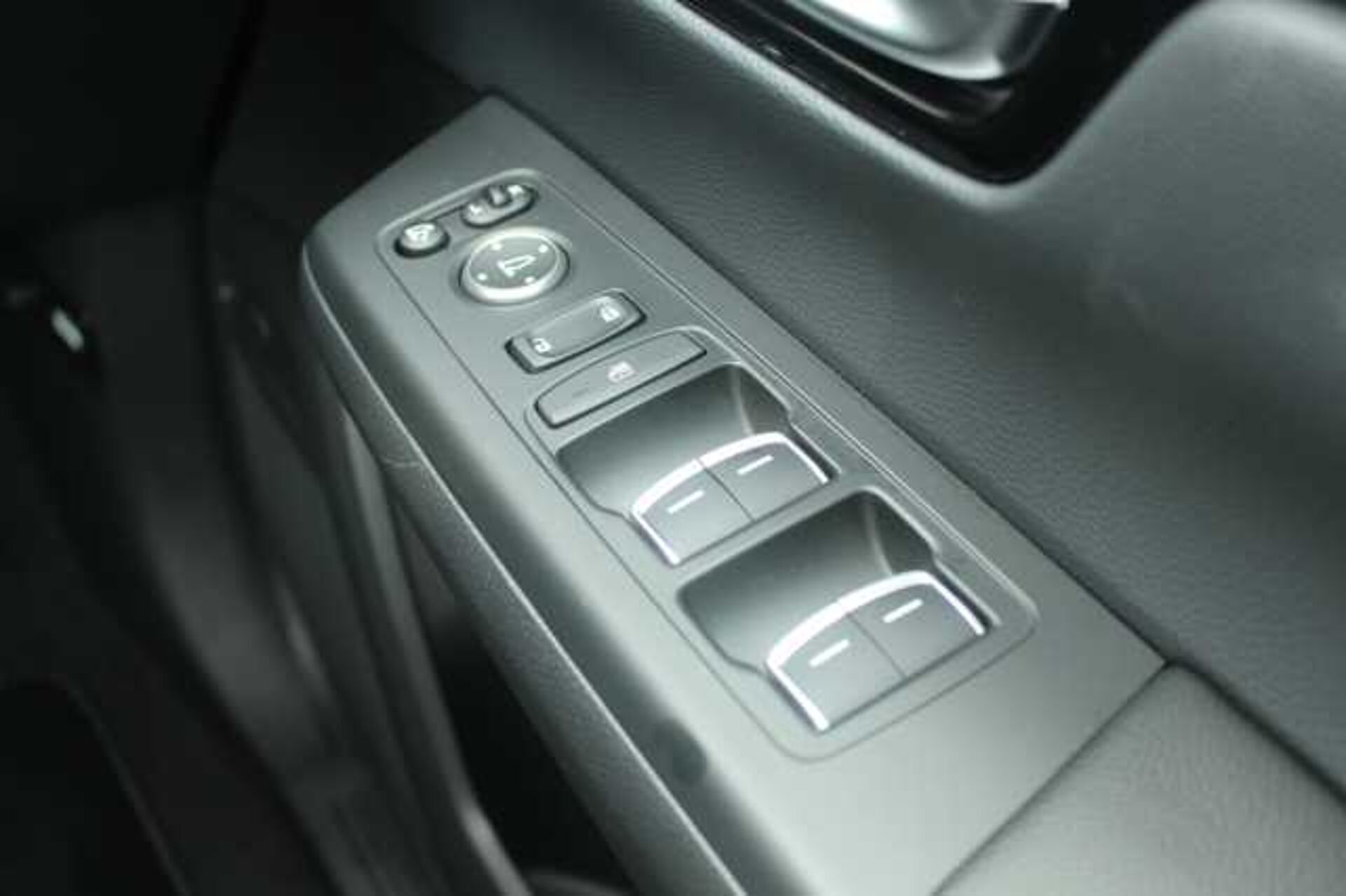 Honda CR-V Hybrid 2.0 eHEV Advance 5dr eCVT 