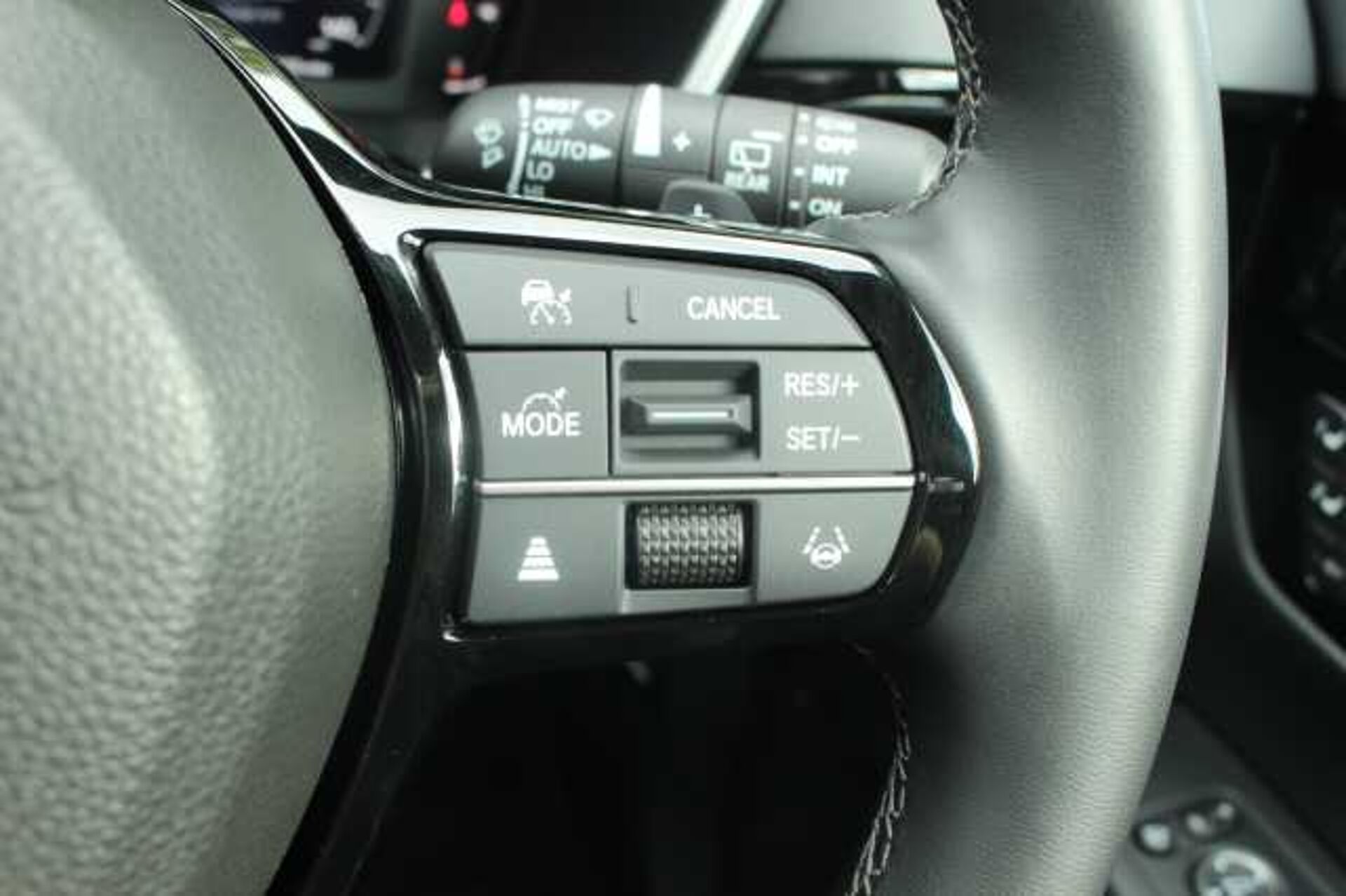 Honda CR-V Hybrid 2.0 eHEV Advance 5dr eCVT 