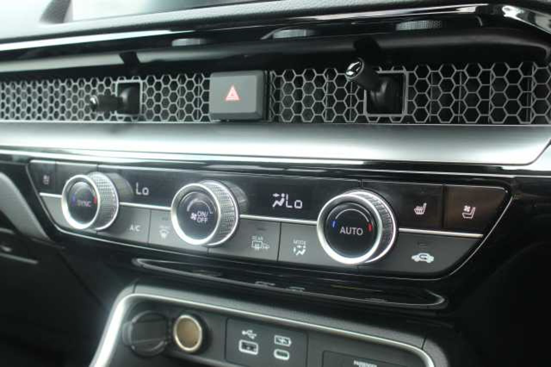 Honda CR-V Hybrid 2.0 eHEV Advance 5dr eCVT 