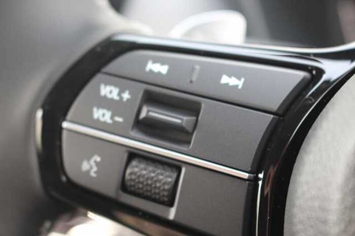 Honda ZR-V e:HEV 2.0 i-MMD (184ps) Advance Hybrid eCVT 