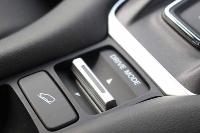 Honda ZR-V e:HEV 2.0 i-MMD (184ps) Advance Hybrid eCVT 