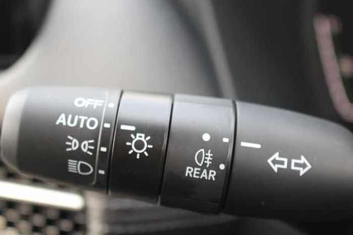 Honda ZR-V e:HEV 2.0 i-MMD (184ps) Advance Hybrid eCVT 