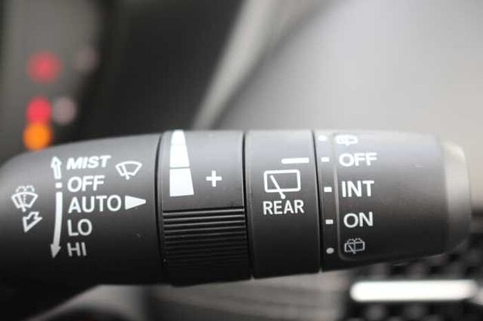 Honda ZR-V e:HEV 2.0 i-MMD (184ps) Advance Hybrid eCVT 