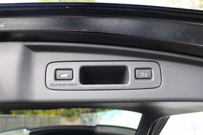 Honda CR-V e:PHEV 2.0 i-MMD (184ps) Advance Tech e:PHEV eCVT 