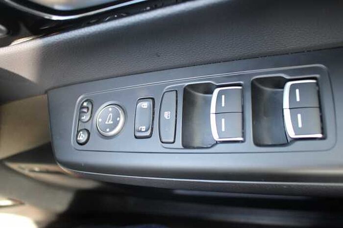 Honda CR-V e:PHEV 2.0 i-MMD (184ps) Advance Tech e:PHEV eCVT 