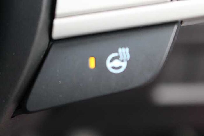 Honda Jazz Hybrid 1.5 i-MMD (122ps) Advance eCVT 