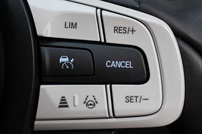 Honda Jazz Hybrid 1.5 i-MMD (122ps) Advance eCVT 