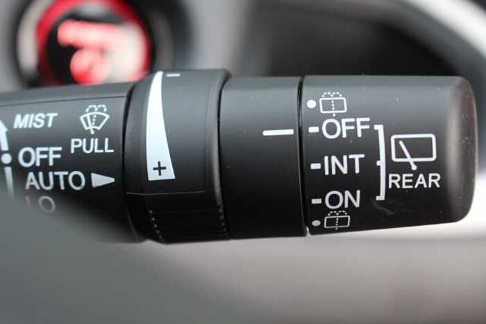 Honda Jazz Hybrid 1.5 i-MMD (122ps) Advance eCVT 