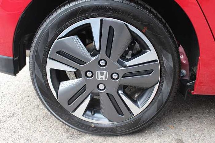 Honda Jazz Hybrid 1.5 i-MMD (122ps) Advance eCVT 