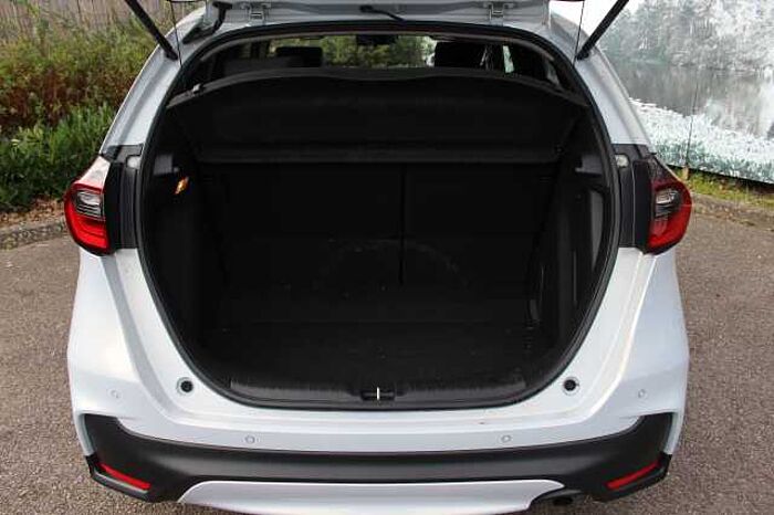 Honda Jazz Hybrid 1.5 i-MMD (122ps) Advance eCVT 