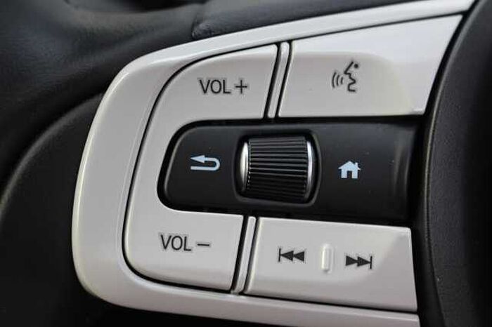 Honda Jazz Hybrid 1.5 i-MMD (122ps) Advance eCVT 