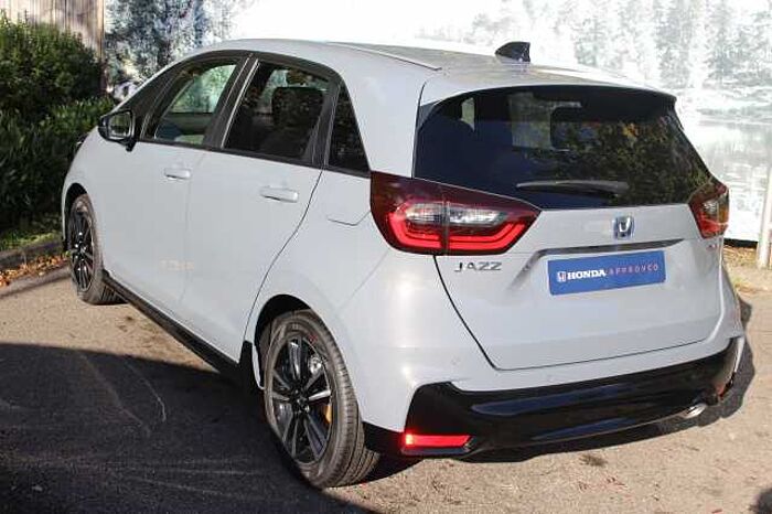 Honda Jazz Hybrid 1.5 i-MMD (122ps) Advance Sport eCVT 