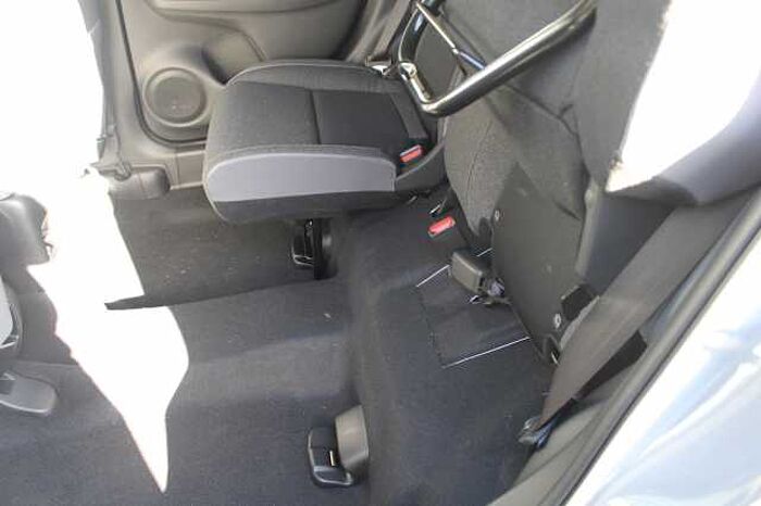 Honda Jazz Hybrid 1.5 i-MMD (122ps) Advance Sport eCVT 