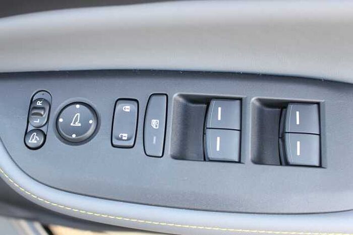 Honda Jazz Hybrid 1.5 i-MMD (122ps) Advance Sport eCVT 