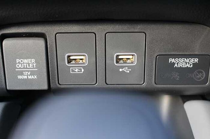 Honda Jazz Hybrid 1.5 i-MMD (122ps) Advance Sport eCVT 