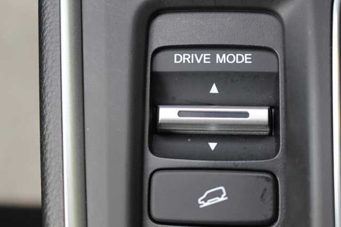 Honda CR-V e:HEV 2.0 eHEV Elegance 5dr eCVT 