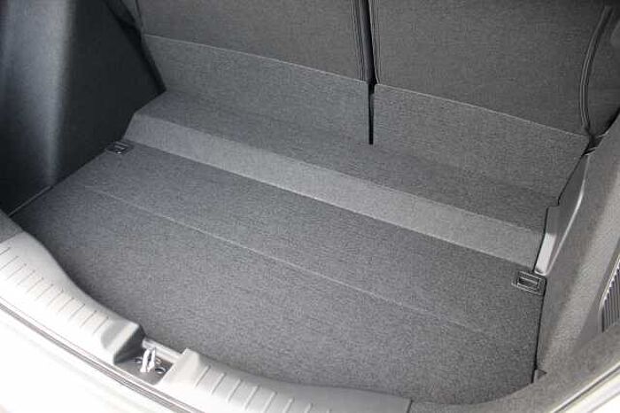 Honda Jazz e:HEV 1.5 i-MMD Hybrid Crosstar Advance 5dr eCVT 