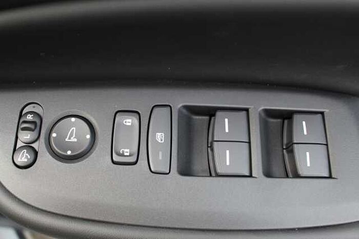 Honda Jazz e:HEV 1.5 i-MMD Hybrid Crosstar Advance 5dr eCVT 