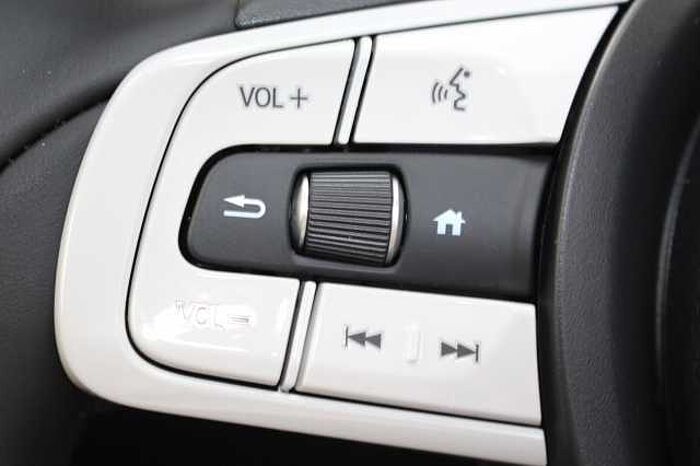 Honda Jazz e:HEV 1.5 i-MMD Hybrid Crosstar Advance 5dr eCVT 