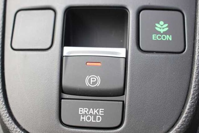 Honda Jazz e:HEV 1.5 i-MMD Hybrid Crosstar Advance 5dr eCVT 