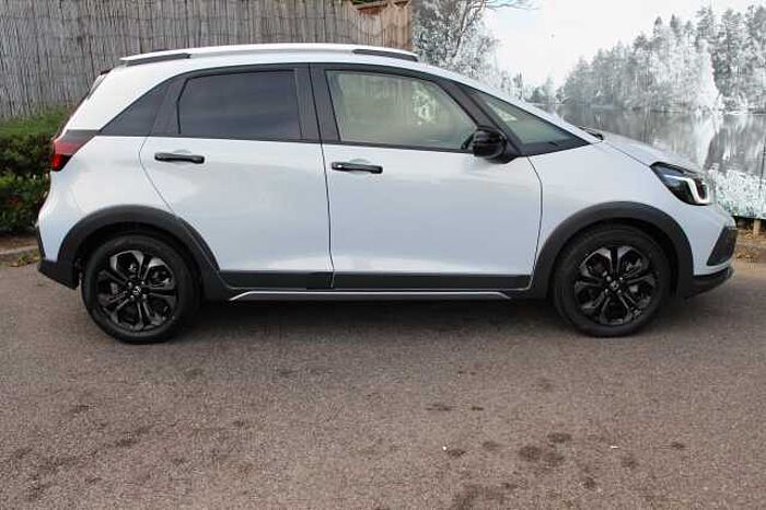 Honda Jazz e:HEV 1.5 i-MMD Hybrid Crosstar Advance 5dr eCVT 