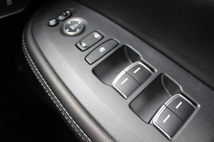 Honda ZR-V e:HEV 2.0 eHEV Advance 5dr CVT 