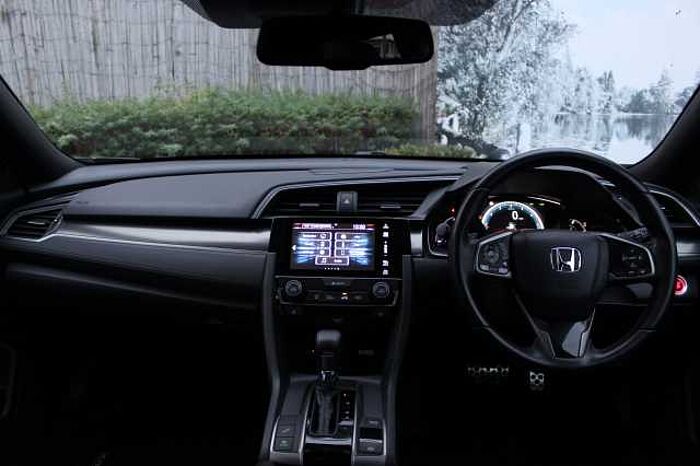 Honda Civic 1.5 VTEC Turbo Prestige 5dr CVT 