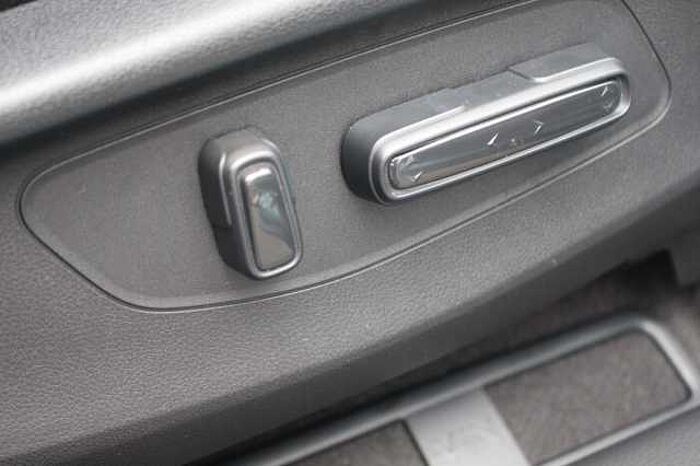 Honda e:Ny1 150kW Elegance 69kWh 5dr Auto 