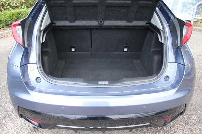 Honda Civic 1.8 i-VTEC SR 5dr Auto 