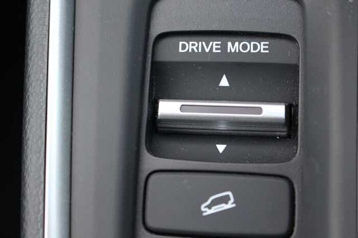 Honda CR-V e:HEV 2.0 eHEV Advance 5dr eCVT 