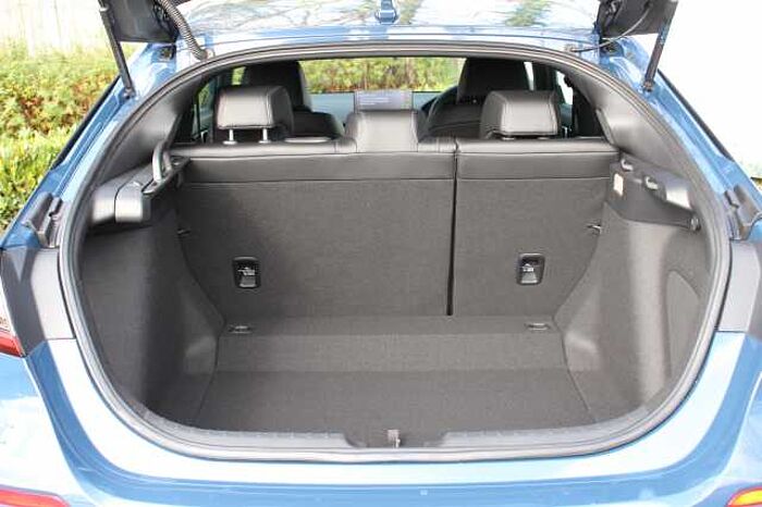 Honda Civic Hybrid 2.0 eHEV Advance 5dr CVT 