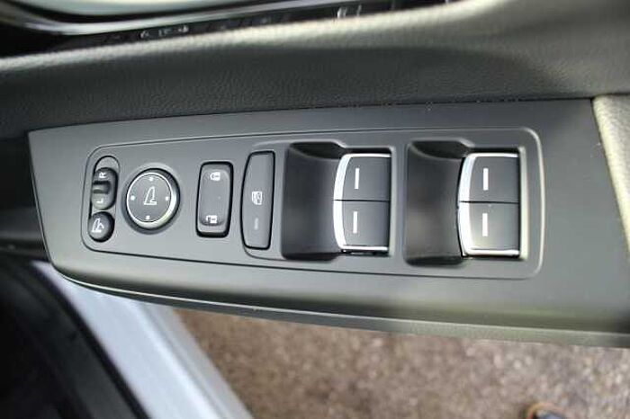 Honda CR-V e:PHEV 2.0 ePHEV Advance Tech 5dr eCVT 