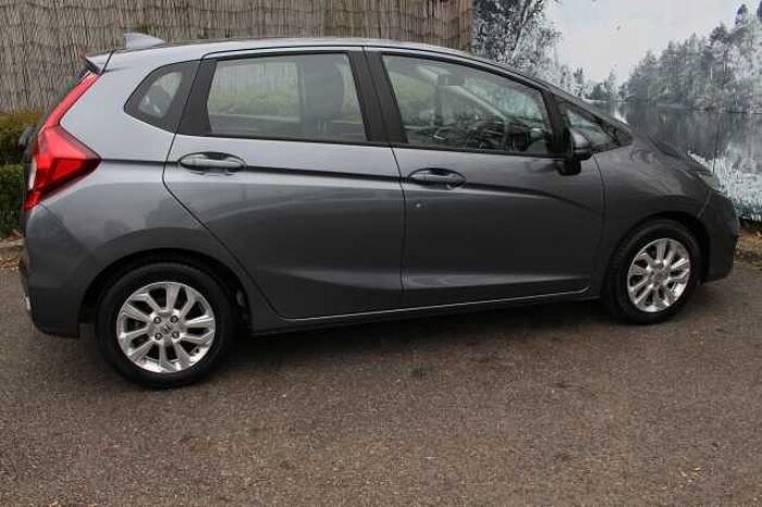 Honda Jazz 1.3 i-VTEC SE 5dr CVT 