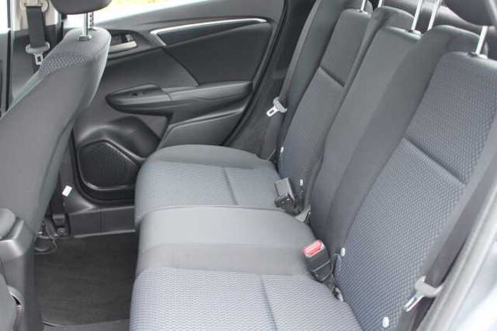 Honda Jazz 1.3 i-VTEC SE 5dr CVT 