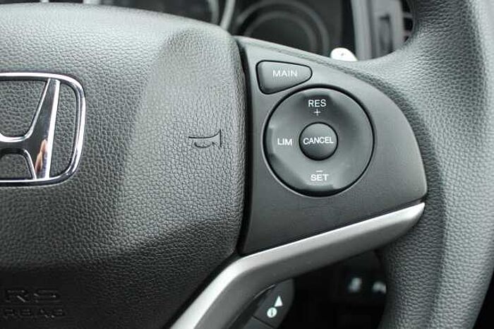 Honda Jazz 1.3 i-VTEC SE 5dr CVT 