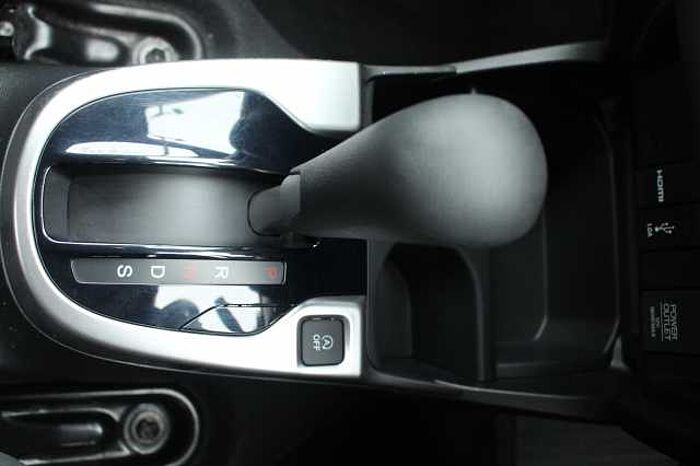 Honda Jazz 1.3 i-VTEC SE 5dr CVT 