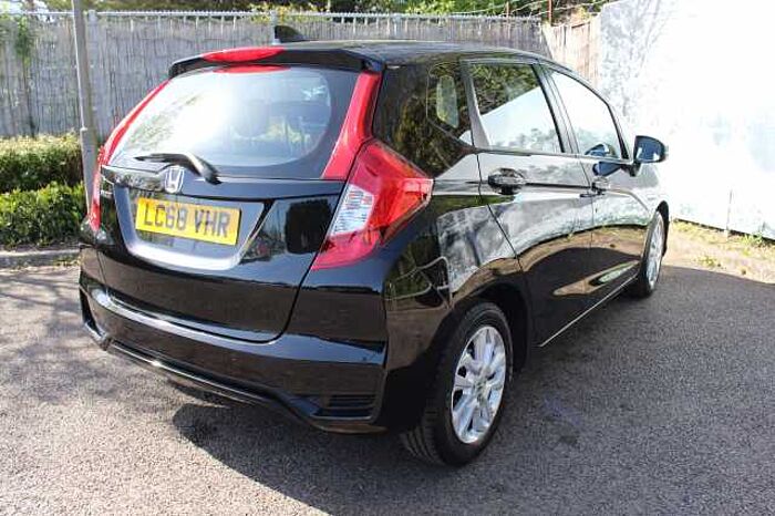 Honda Jazz 1.3 i-VTEC SE Navi 5dr CVT 