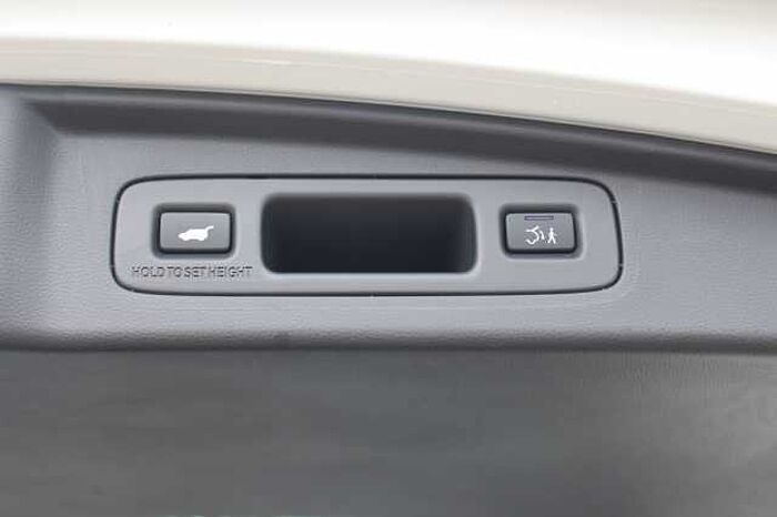 Honda CR-V e:HEV 2.0 eHEV Elegance 5dr eCVT 