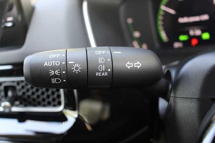 Honda Civic Hybrid 2.0 eHEV Advance 5dr CVT 