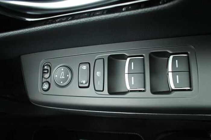Honda CR-V e:HEV 2.0 eHEV Advance 5dr eCVT 