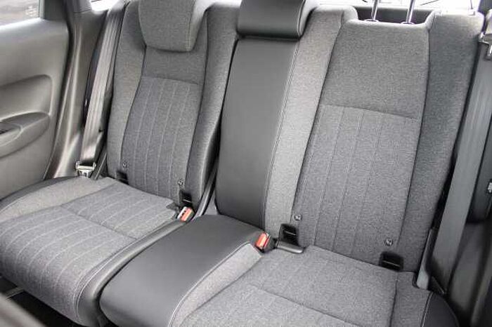 Honda Jazz e:HEV 1.5 i-MMD Hybrid Crosstar Advance 5dr eCVT 