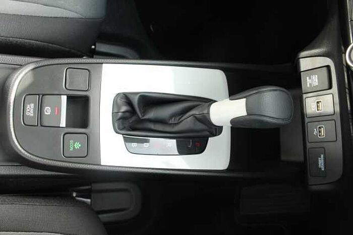 Honda Jazz e:HEV 1.5 i-MMD Hybrid Elegance 5dr eCVT 