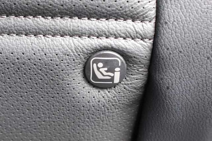 Honda CR-V e:HEV 2.0 i-MMD Hybrid SR 2WD 5dr eCVT 