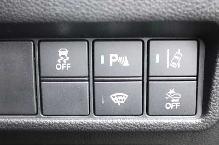 Honda CR-V e:HEV 2.0 i-MMD Hybrid SR 2WD 5dr eCVT 