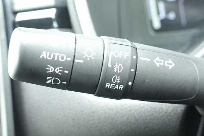 Honda CR-V e:HEV 2.0 i-MMD Hybrid SR 2WD 5dr eCVT 