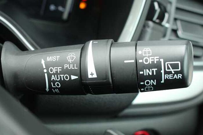 Honda CR-V e:HEV 2.0 i-MMD Hybrid SR 2WD 5dr eCVT 