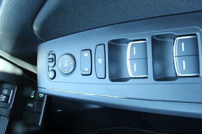 Honda Civic Hybrid 2.0 eHEV Elegance 5dr CVT 